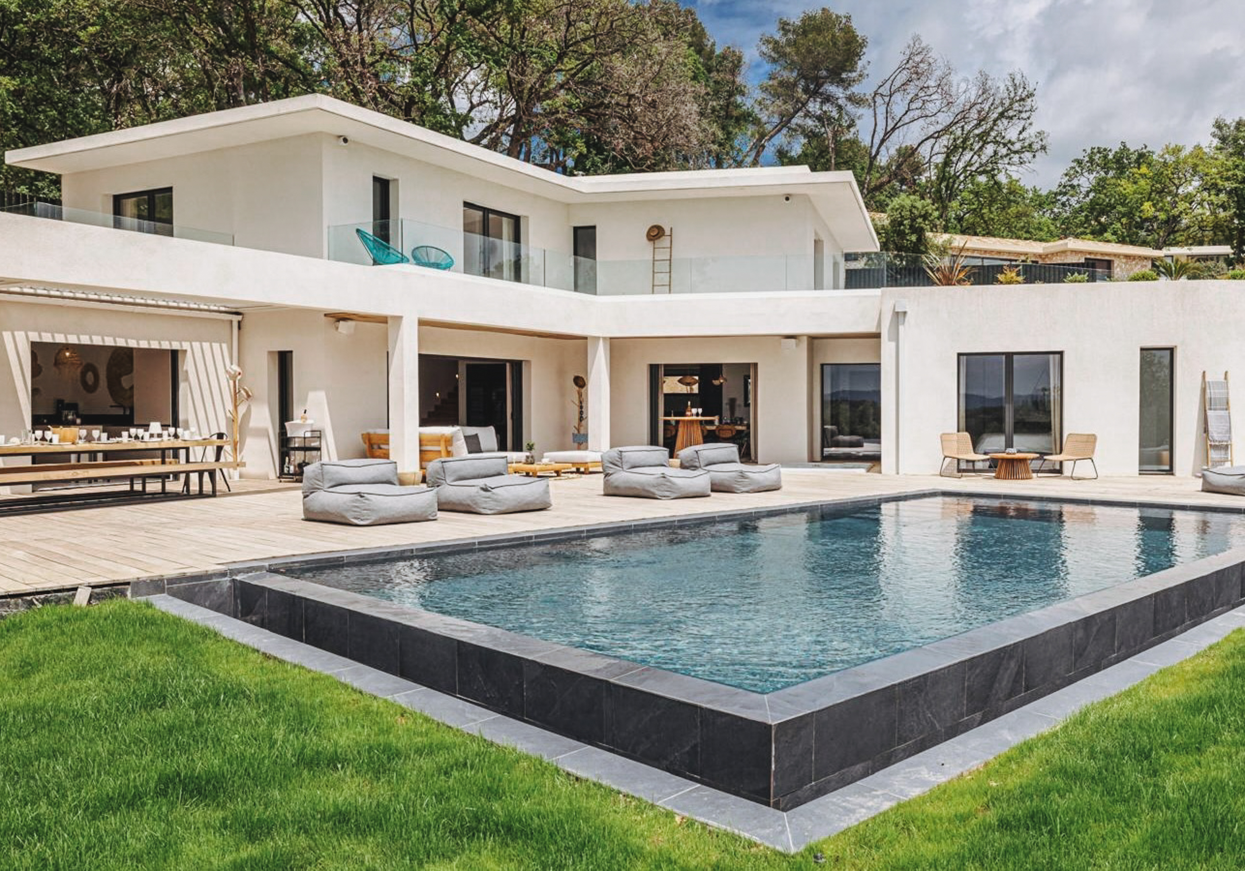 Villa Nova — Mougins & Villages