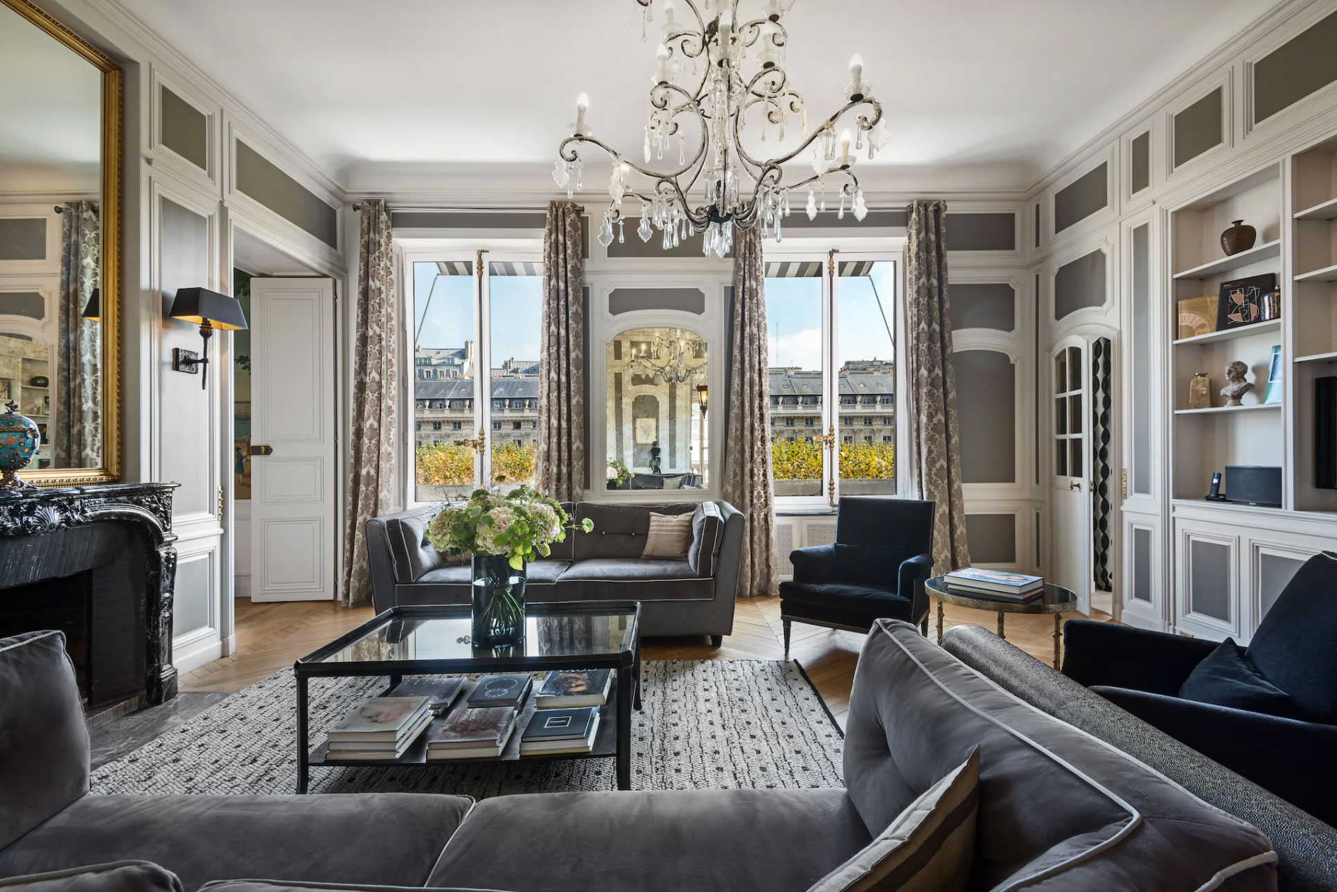 Beautiful view of Luxury Rentals With Hot Tub In Paris