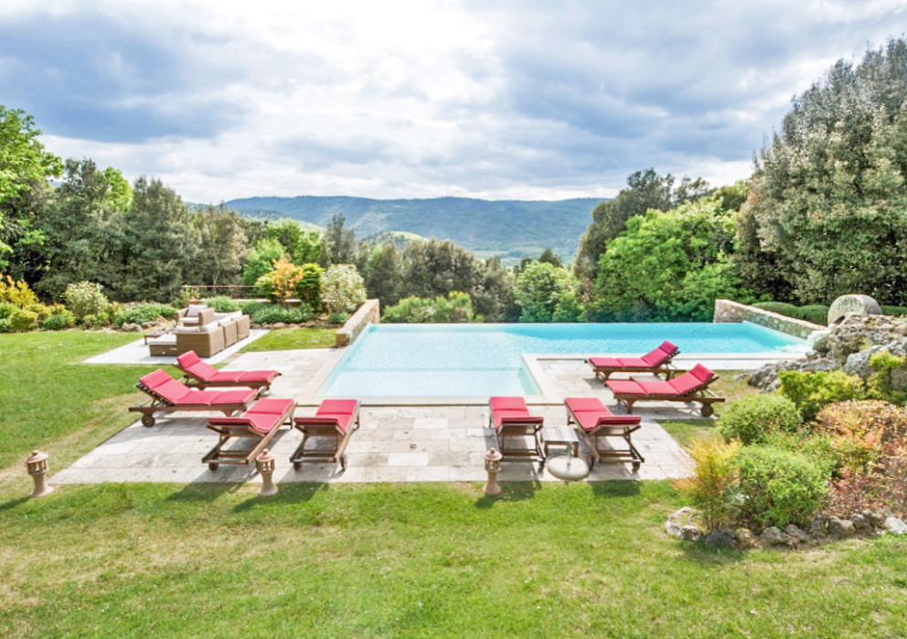 Villa Bata — Siena & Montepulciano
