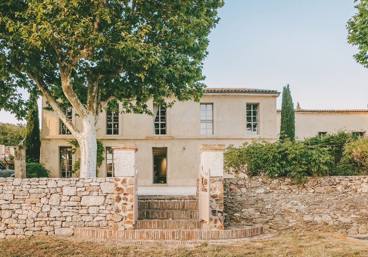 Clos Du Pellegrin — Marseille & Surroundings