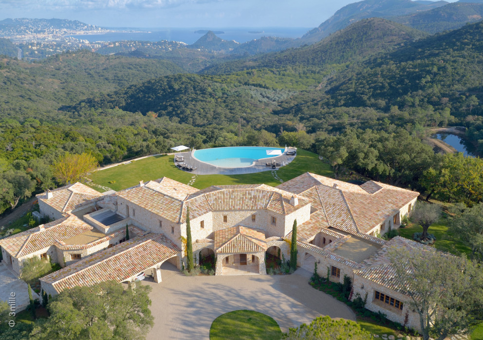 Le Manoir — Cannes