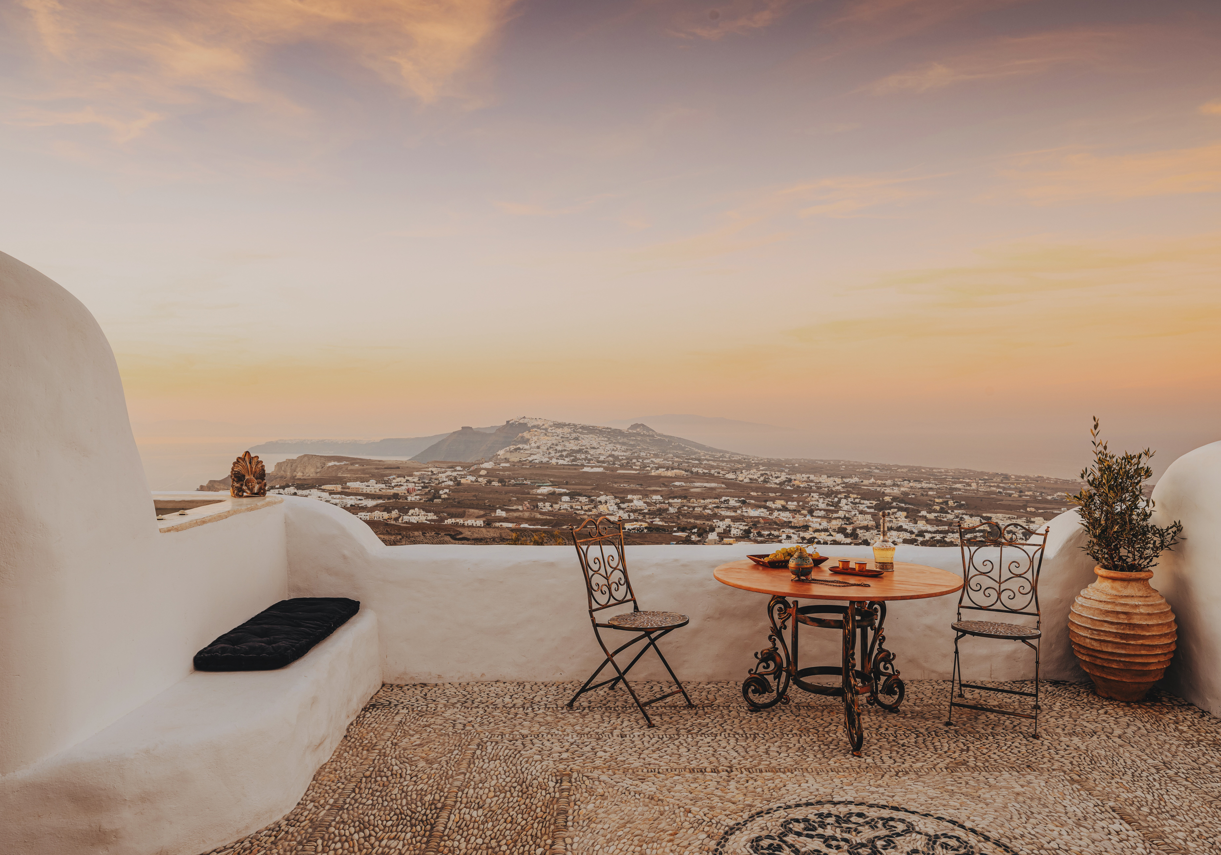 Villa Pyrgos — Santorini